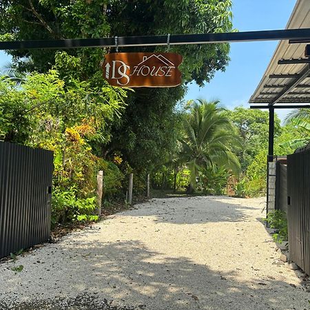 Ds House Hotel Cabuya  Buitenkant foto