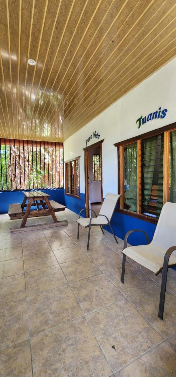 Ds House Hotel Cabuya  Buitenkant foto